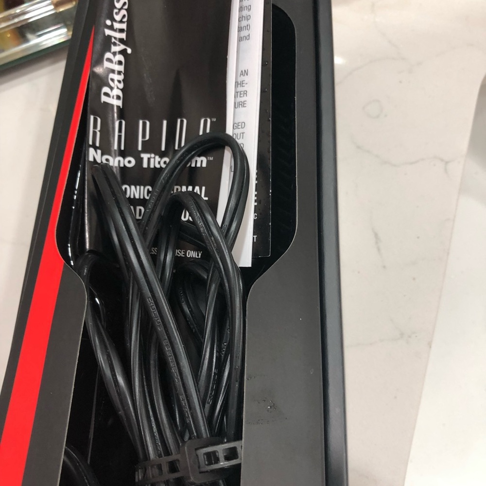 Babyliss Pro Nano Titanium Ionic hot Paddle Brush